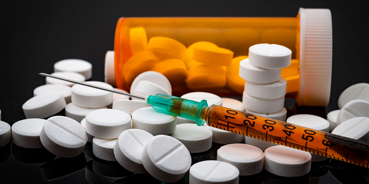 50 Signs and Symptoms of Prescription Drug Abuse You Can’t Miss
